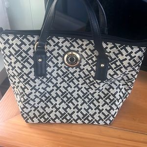 Tommy Hilfiger handbag. New and never used.
